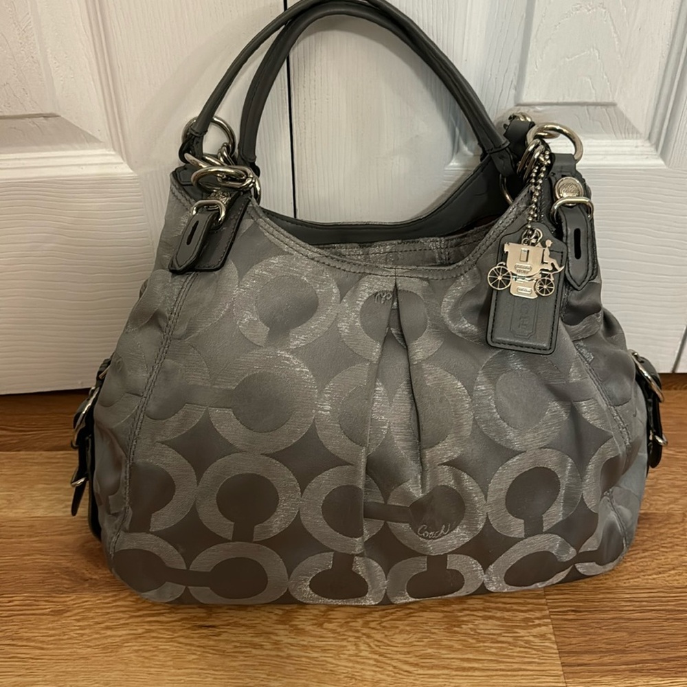 Coach shoulder handbag